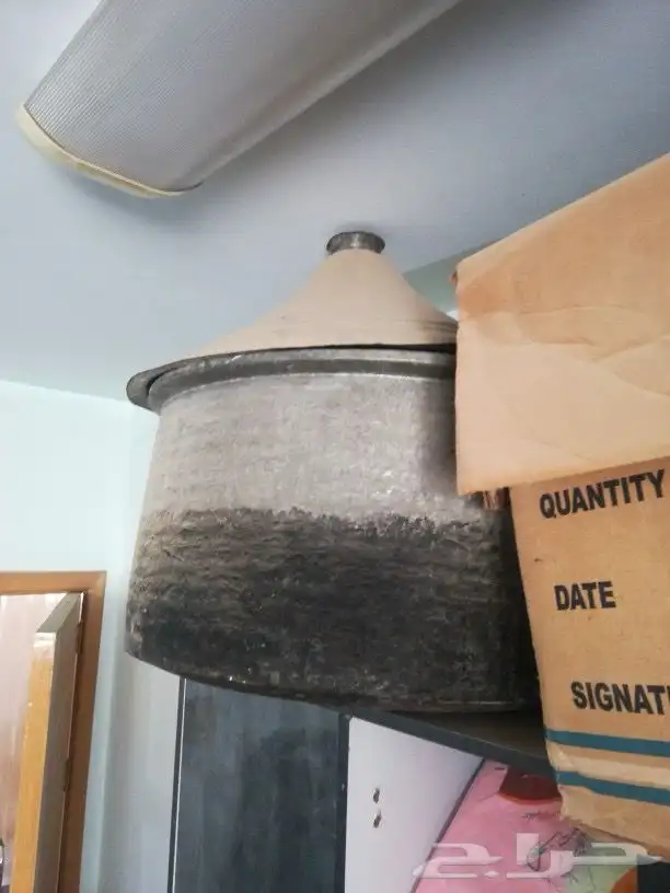 للبيع قدور تراثيه قديمة 0