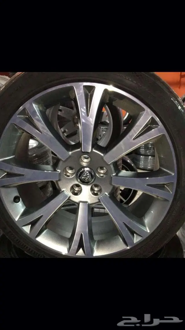 تتوفر لديناجميع انواع جنوط الجاكوار بجميع الحجم 46