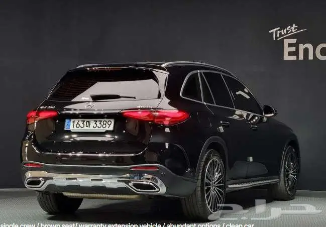 مرسيدس GLC300 2023 معرض الميموني للاستيراد 3