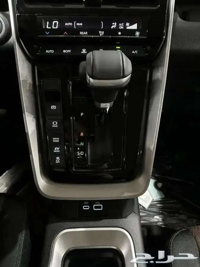 تويوتا انوفا بنزين GL 2026 سعودي 11