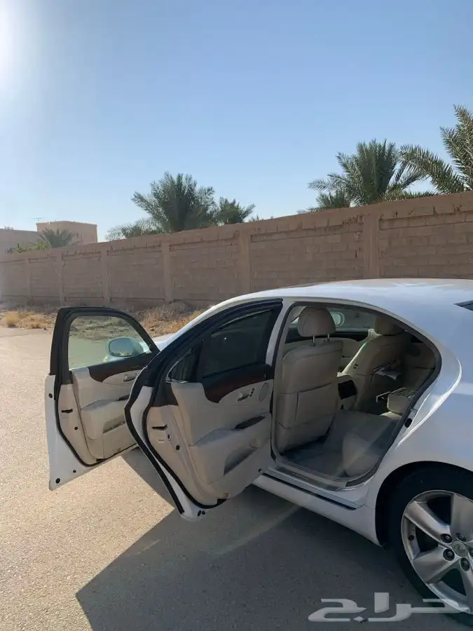 لكزس LS2010 5