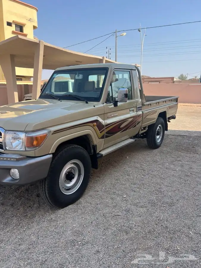 للبيع جيب شاص 14 9