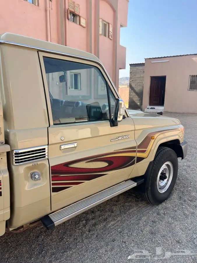 للبيع جيب شاص 14 5