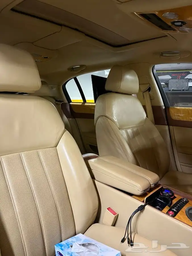 للبيع بنتلي مخزن 2006 11