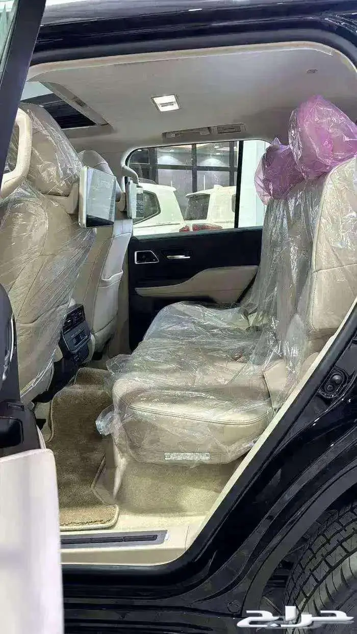 تويوتا لاندكروزر GXR L5 فل كامل وارد الساير 2025 3