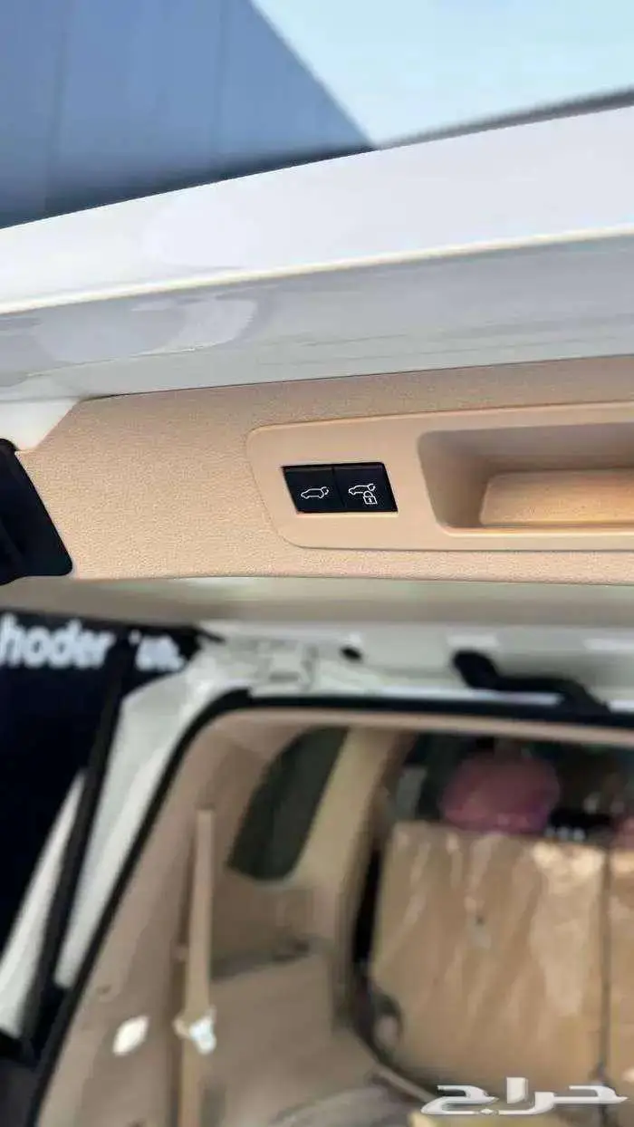 لاندكروزر رقم 4 11