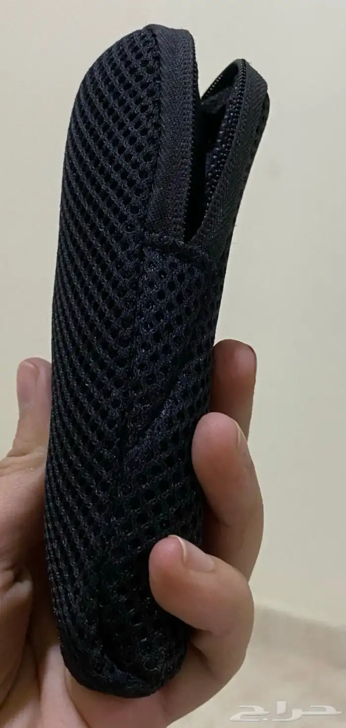 لوجيتيك آر 700 جهاز عرض تقديمي لاسلكي مع مؤشر ليزر 1