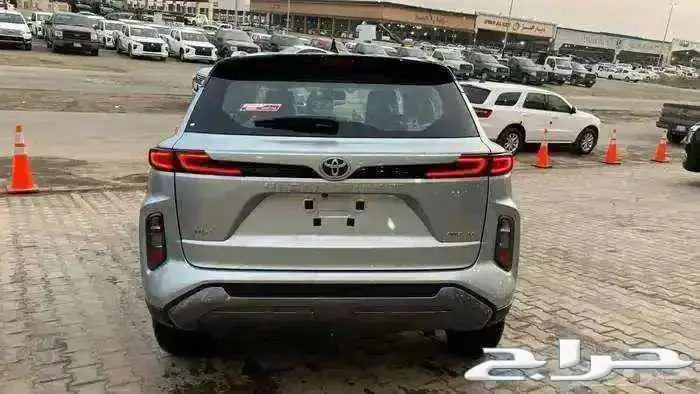 تويوتا اوربان كروزر 2026 2