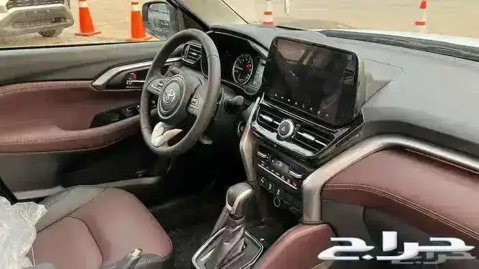 تويوتا اوربان كروزر 2026 8