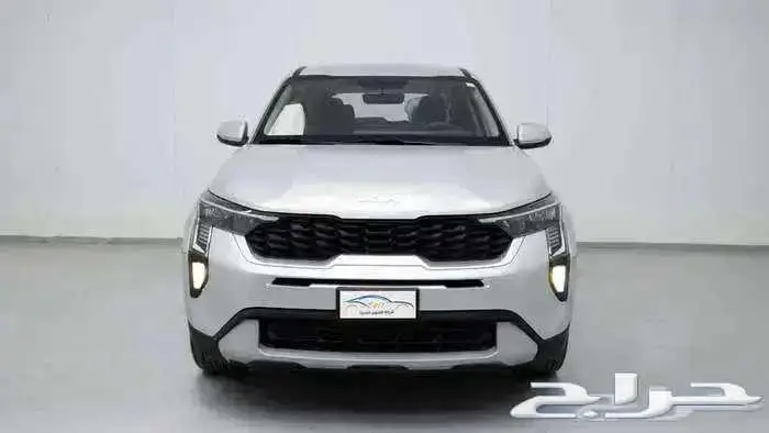 كيا سونيت نص فل مطور موديل 2025 نقد وأقساط 0