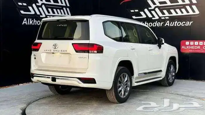 لاندكروزر رقم 4 10