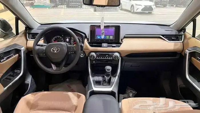 تويوت راف فور xleبنزين رمادى 2025 7