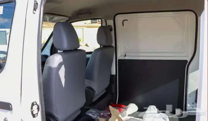 تويوتا لا يت اس توماتيك موديل 2025 بنزين حبه فقط 10