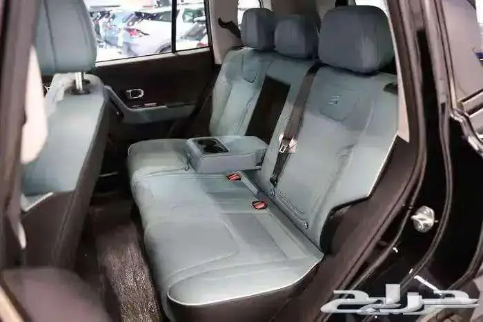 جيتور تي ون لاكجرى 2025 متوفر جميع الالوان 5