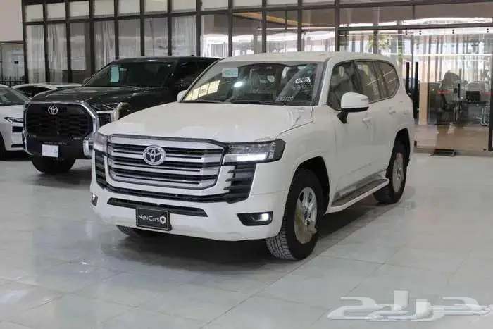 تويوتا لاندكروزر GXR L1 2025 ( عرض خاص ) 0