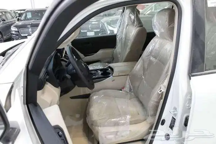 تويوتا لاندكروزر GXR L1 2025 ( عرض خاص ) 10