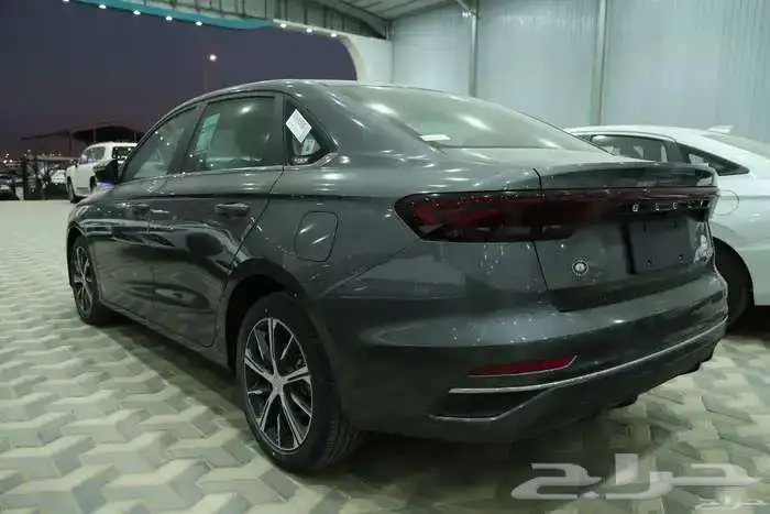 جيلي ام جراند 2025 اقساط رواتب تبدا 3500 6