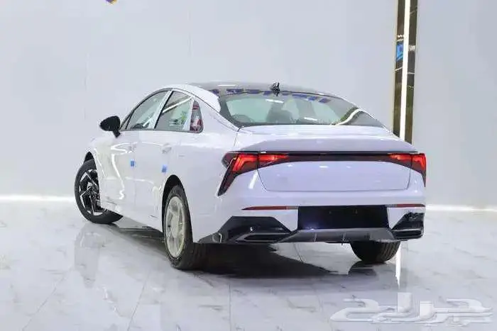 كيا K5 استاندر مطور بانوراما موديل 2025 6