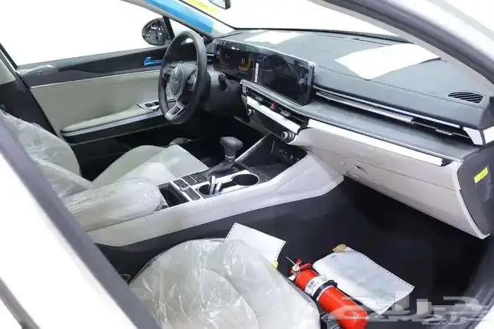 كيا K5 استاندر مطور بانوراما موديل 2025 18