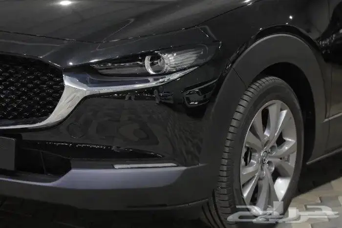 مازدا CX30 نص فل فتحة سقف اربعة سلندر موديل 2025 6