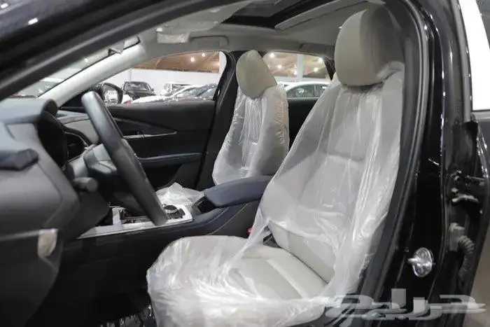مازدا CX30 نص فل فتحة سقف اربعة سلندر موديل 2025 13
