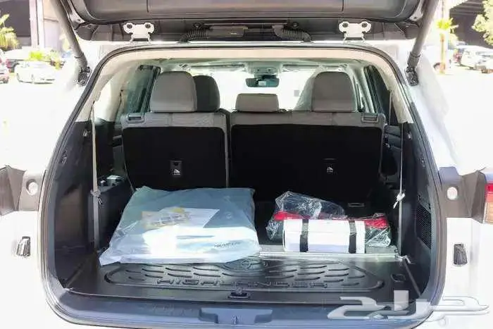 تويوتا- هايلاند-ر GLE- نص فل -سعودي 2025 9