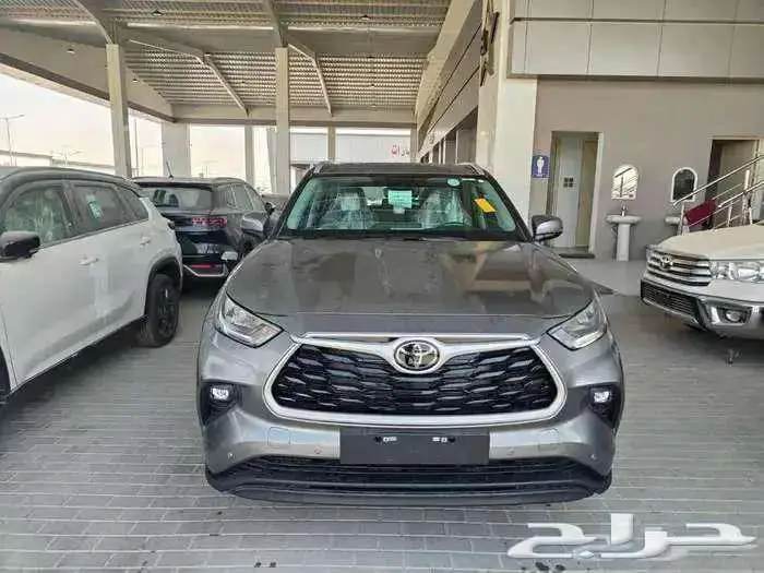 تويوتا هايلاندر GLE 2025 نص فل 0