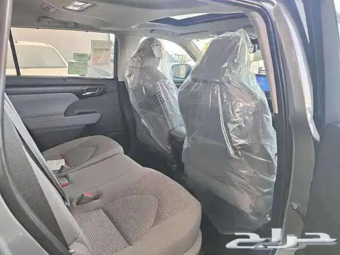 تويوتا هايلاندر GLE 2025 نص فل 9