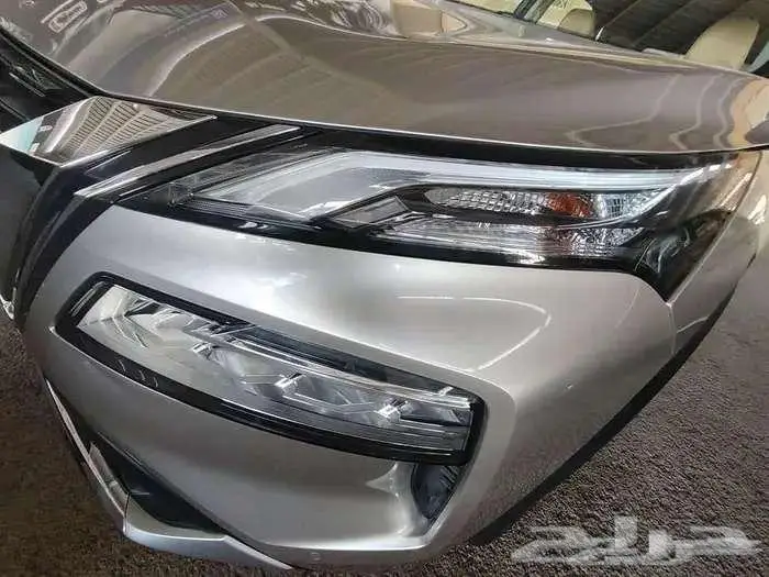 اكستريل مستعملة موديل 2023 بنزين حبه فقط 8