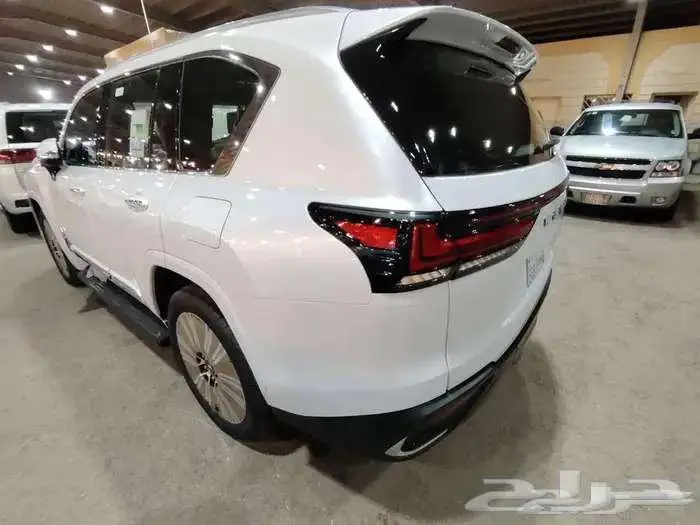 لكزس 600.BB موديل 2024 حبه فقط بنزين 12