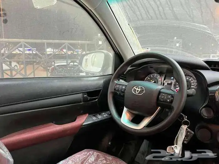 هايلوكس غمارتين بنزين اوتوماتيك بريمي 2025 بدون دبل 14