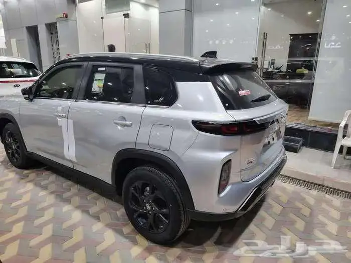 تويوتا اوربان كروز فل كامل 2025 5