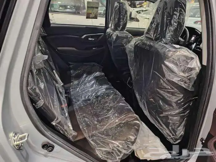 تويوتا اوربان كروز فل كامل 2025 15