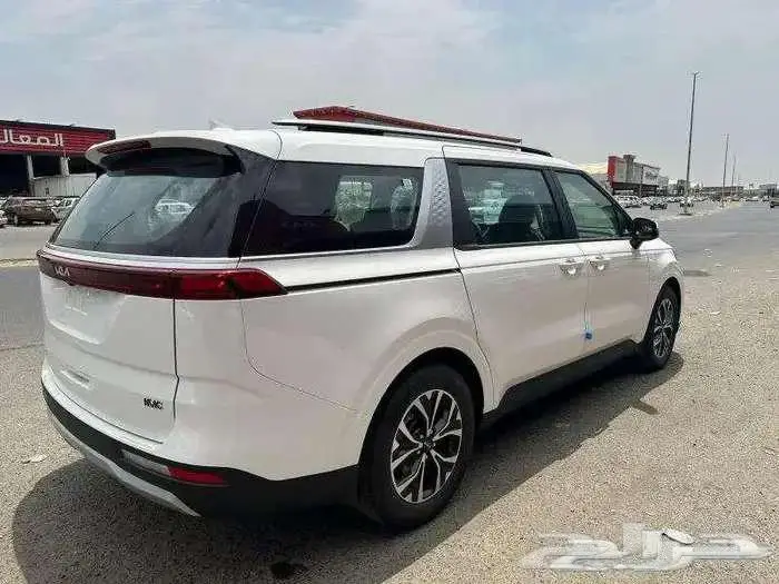 كيا كرنفال ستاندر ونص فل موديل 2026 أصفار كاش وبنوك 1