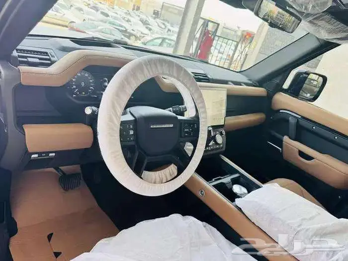 عرض خاص لاند روفر. ديفندر HSE فل كامل 6 سلندر 2026 5