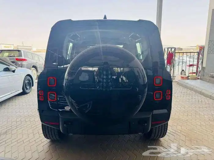 عرض خاص لاند روفر. ديفندر HSE فل كامل 6 سلندر 2026 6