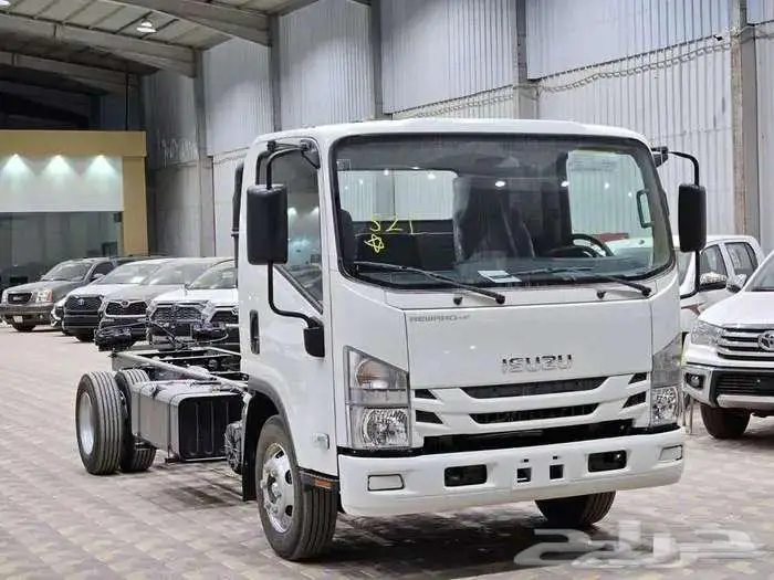 ايسوزو دينا 4 طن شاص طويل وقصير 2025 سعر خاص 2