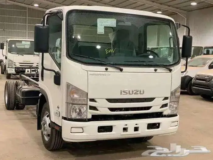 ايسوزو دينا 5 طن 4.95 متر 2025 1