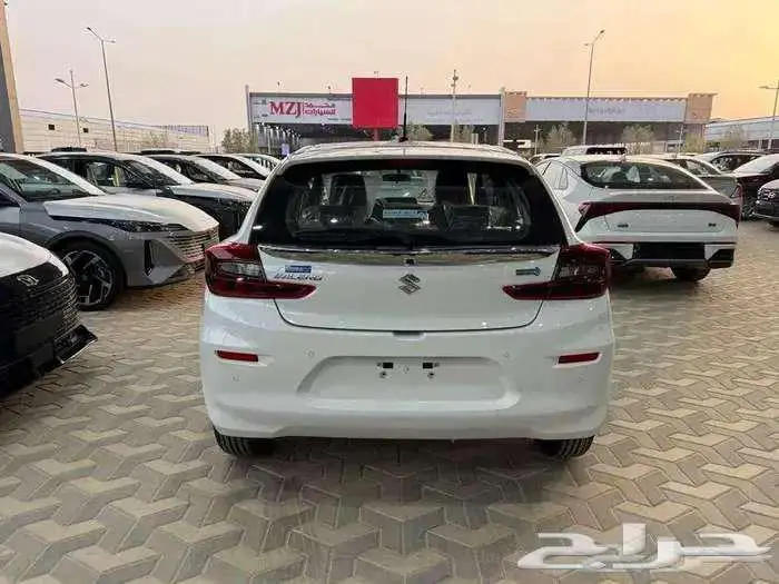 سوزوكي بالينو 4