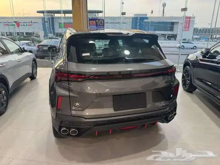 جيلى كولراى GL موديل 2025 5