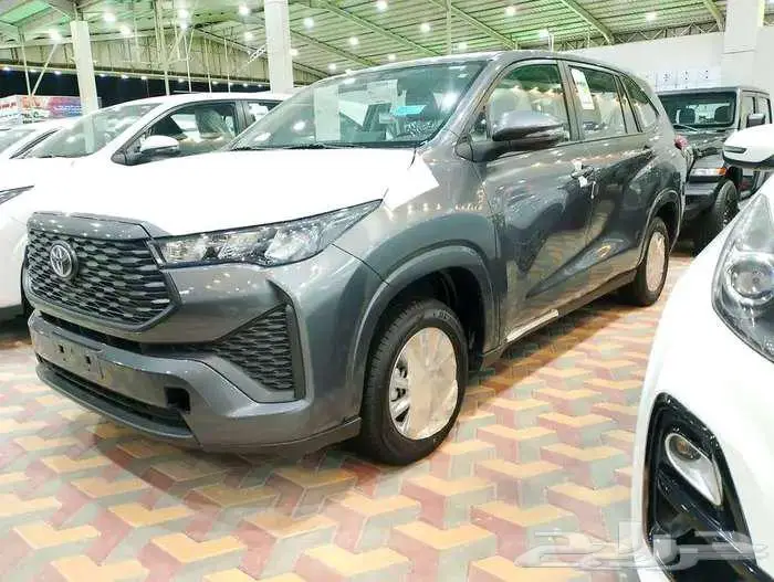 تويوتا انوفا استاندر بنزين اصفار سعودي 2024 3