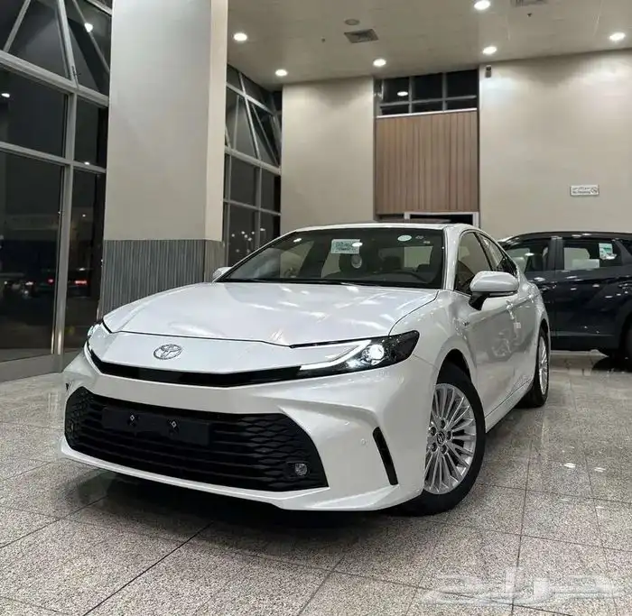 كامري اي بلس هايبرد فتحة سقف CAMRY E PLUS HYBRID 2025 0