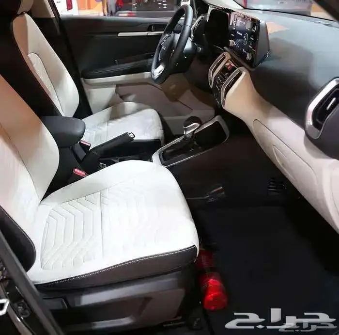 كيا سونيت نص فل موديل 2025 5