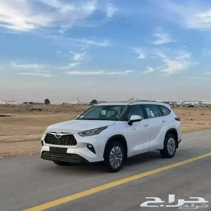 تويوتا هايلاندر 2025 0
