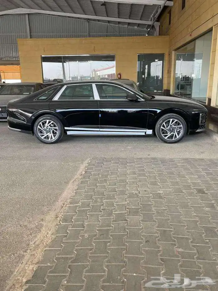 هيونداي ازيرا كلاسيك خليجي 2026 متوفر لدى الحسن 4