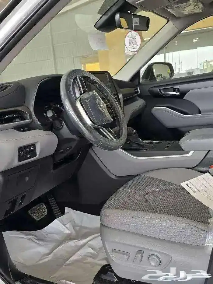 تويوتا هايلاندر GLE وستاندر دبل و بدون دبل 2025 5