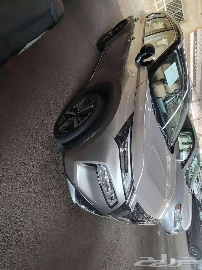 اكستريل مستعملة موديل 2023 بنزين حبه فقط 3