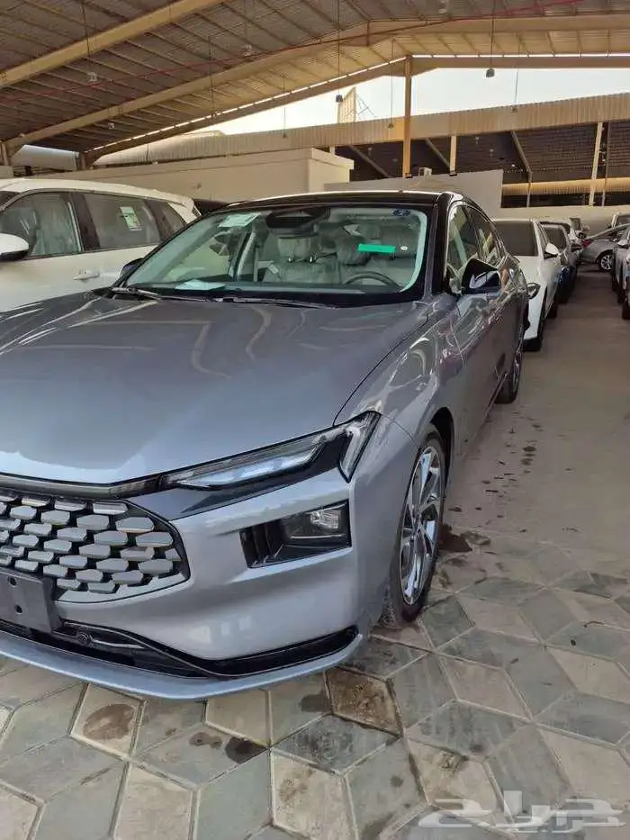 فورد تورس تيتانيوم 2026 11