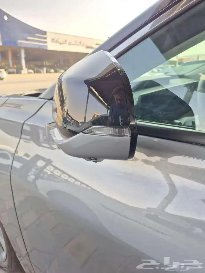 فورد تورس تيتانيوم 2026 8