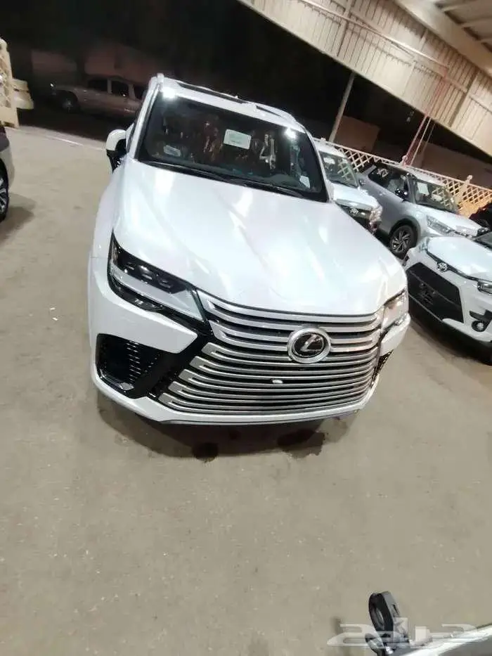 لكزس 600.BB موديل 2024 حبه فقط بنزين 2